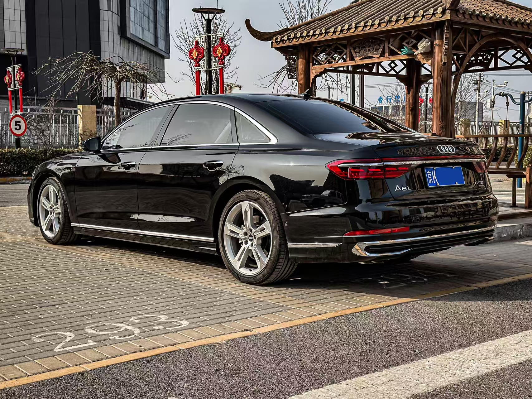 2024款 奥迪 A8 2