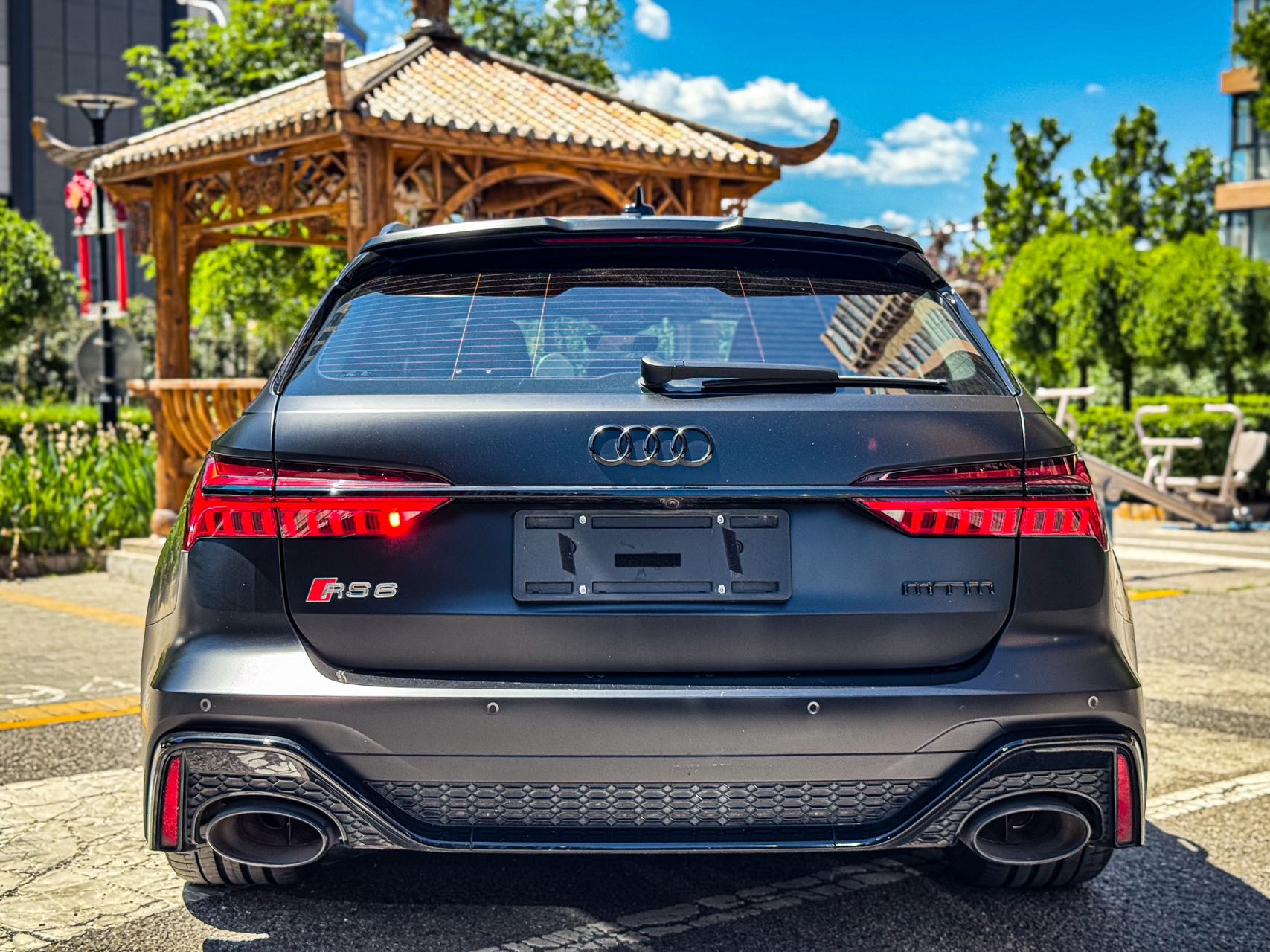 25款 Audi RS6 Avant Performance 3