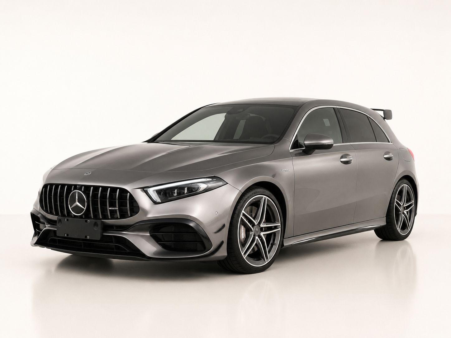 2022款 AMG A45 4MATIC+ 1