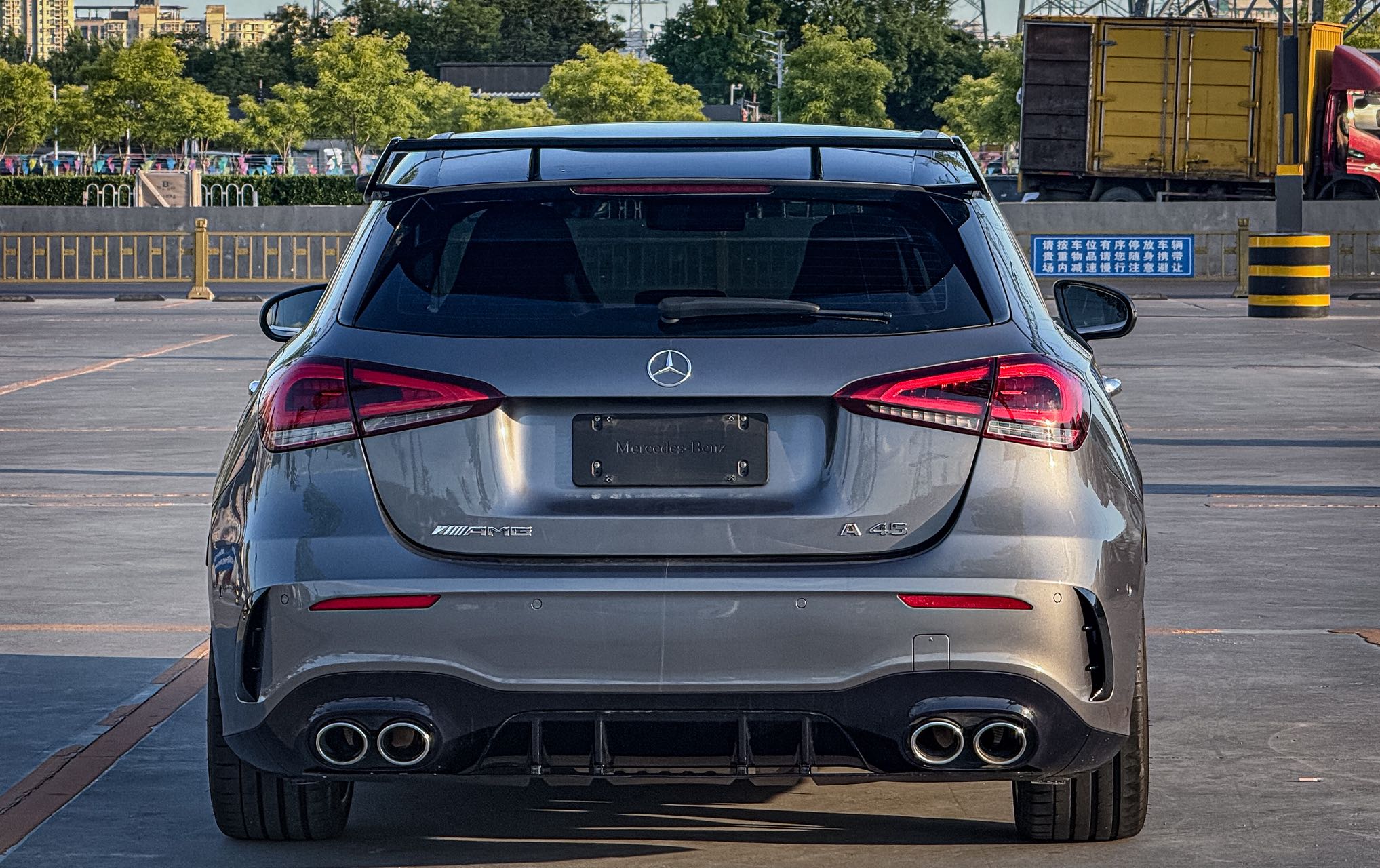 2022款 AMG A45 4MATIC+ 3