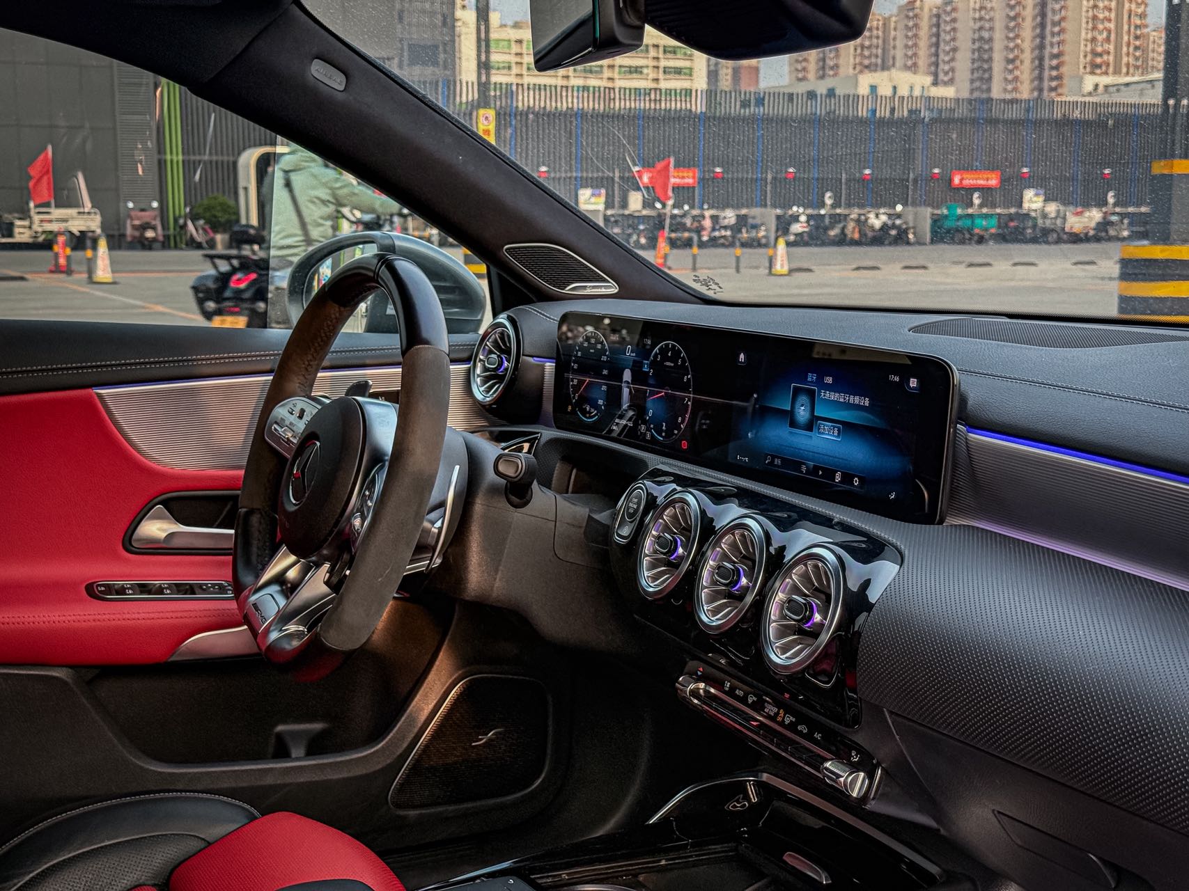 2022款 AMG A45 4MATIC+ 6