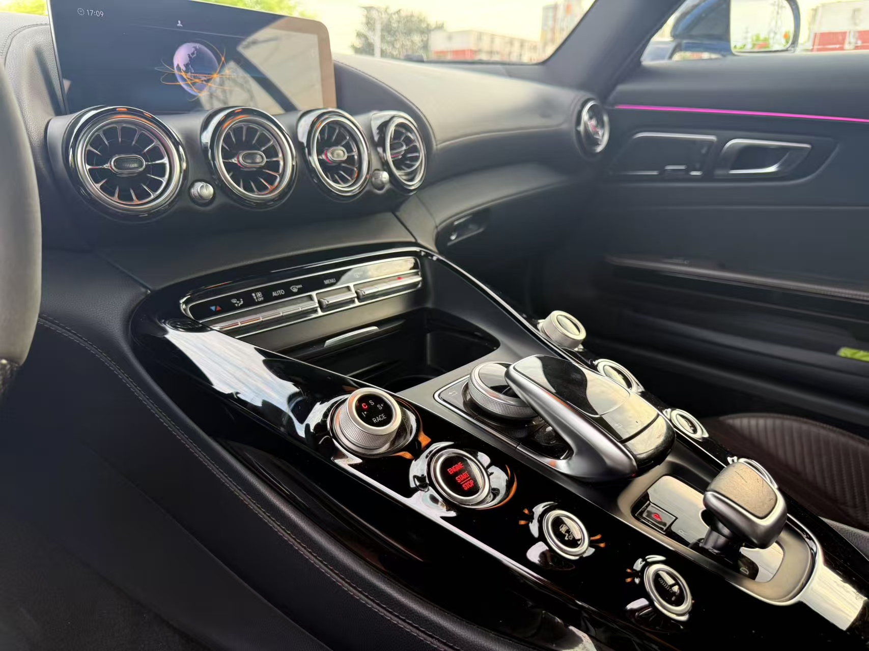 Mercedes-AMG GT S 8