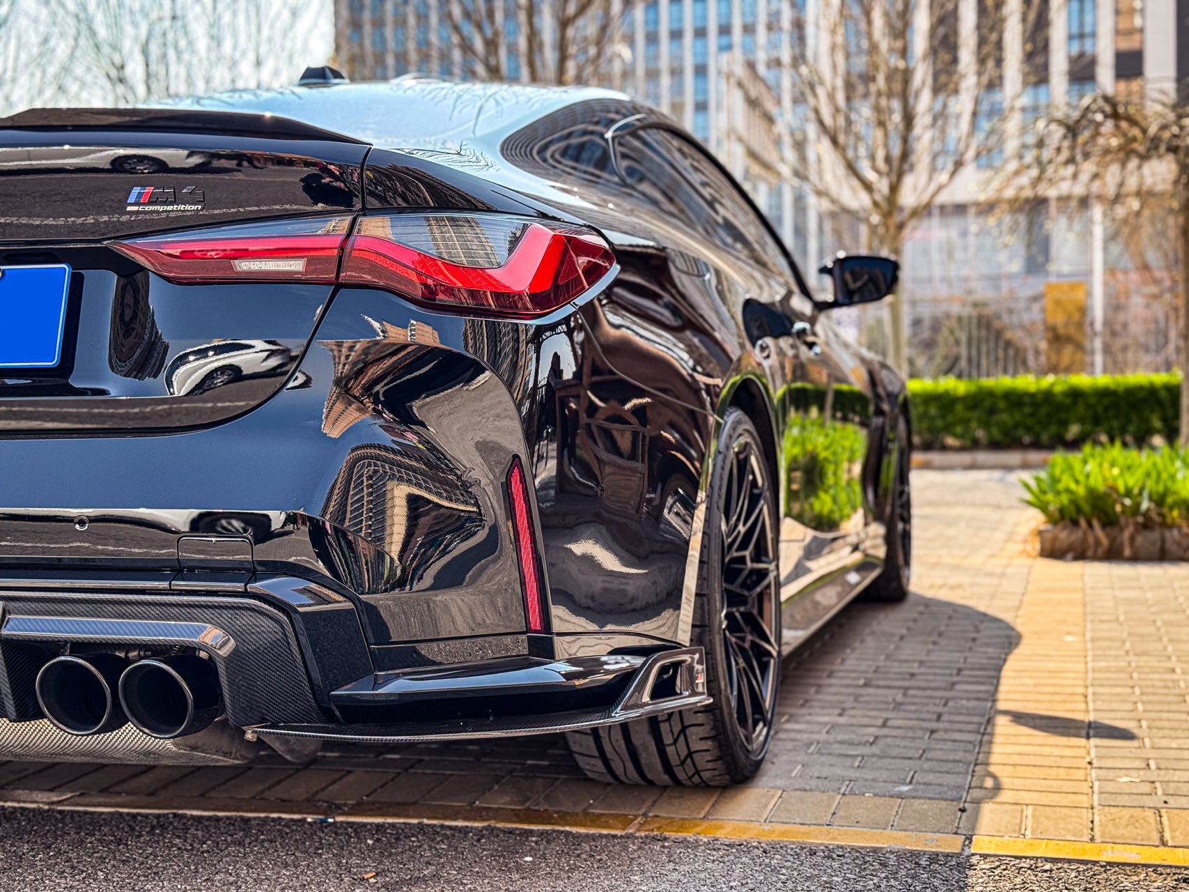 BMW M4 Competition xDrive 6