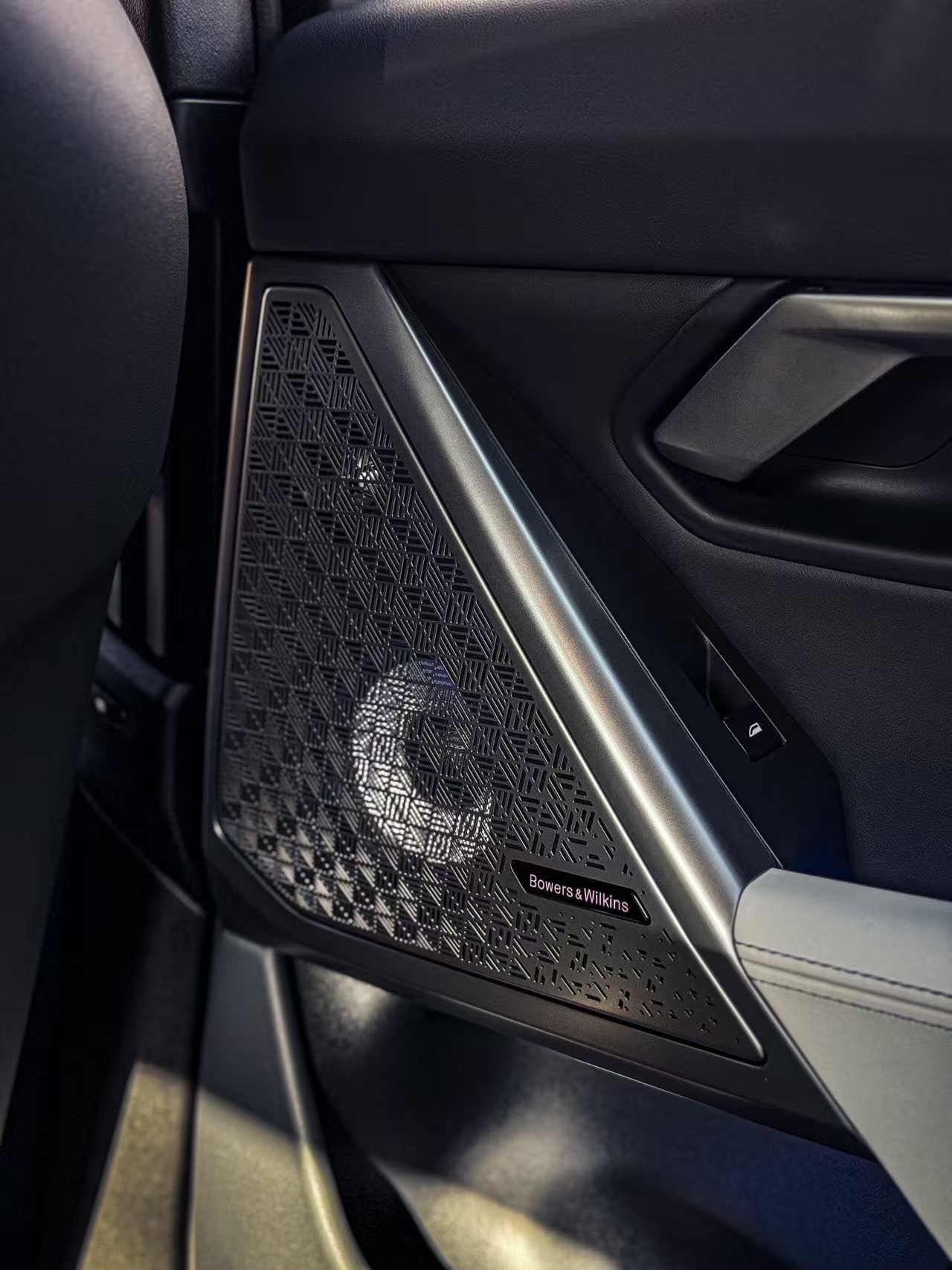 2025 BMW M5 Plug-in Hybrid 19