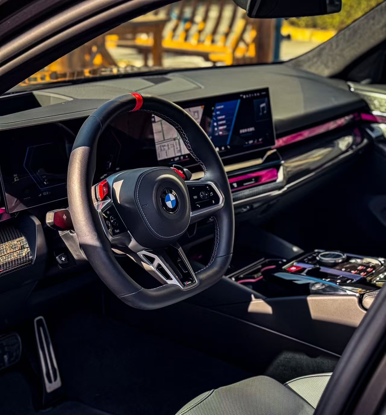 2025 BMW M5 Plug-in Hybrid 9