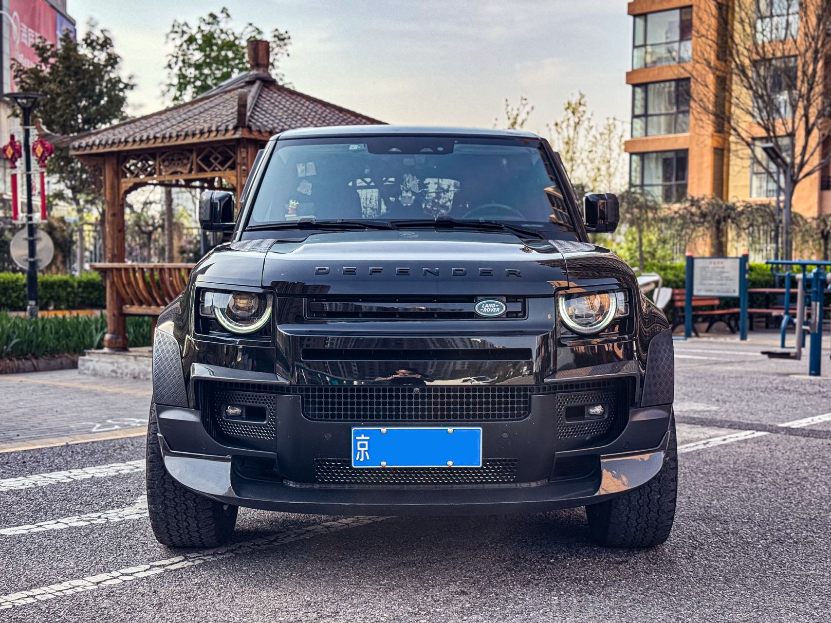 2022 Land Rover Defender 110 4