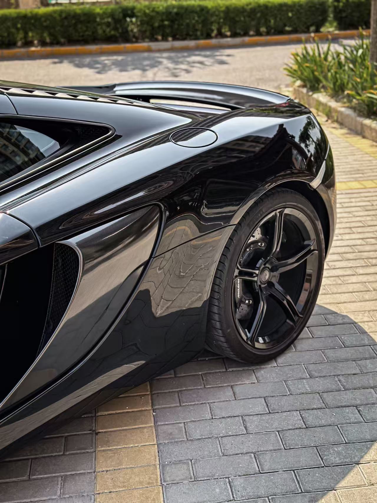 McLaren 650S 8