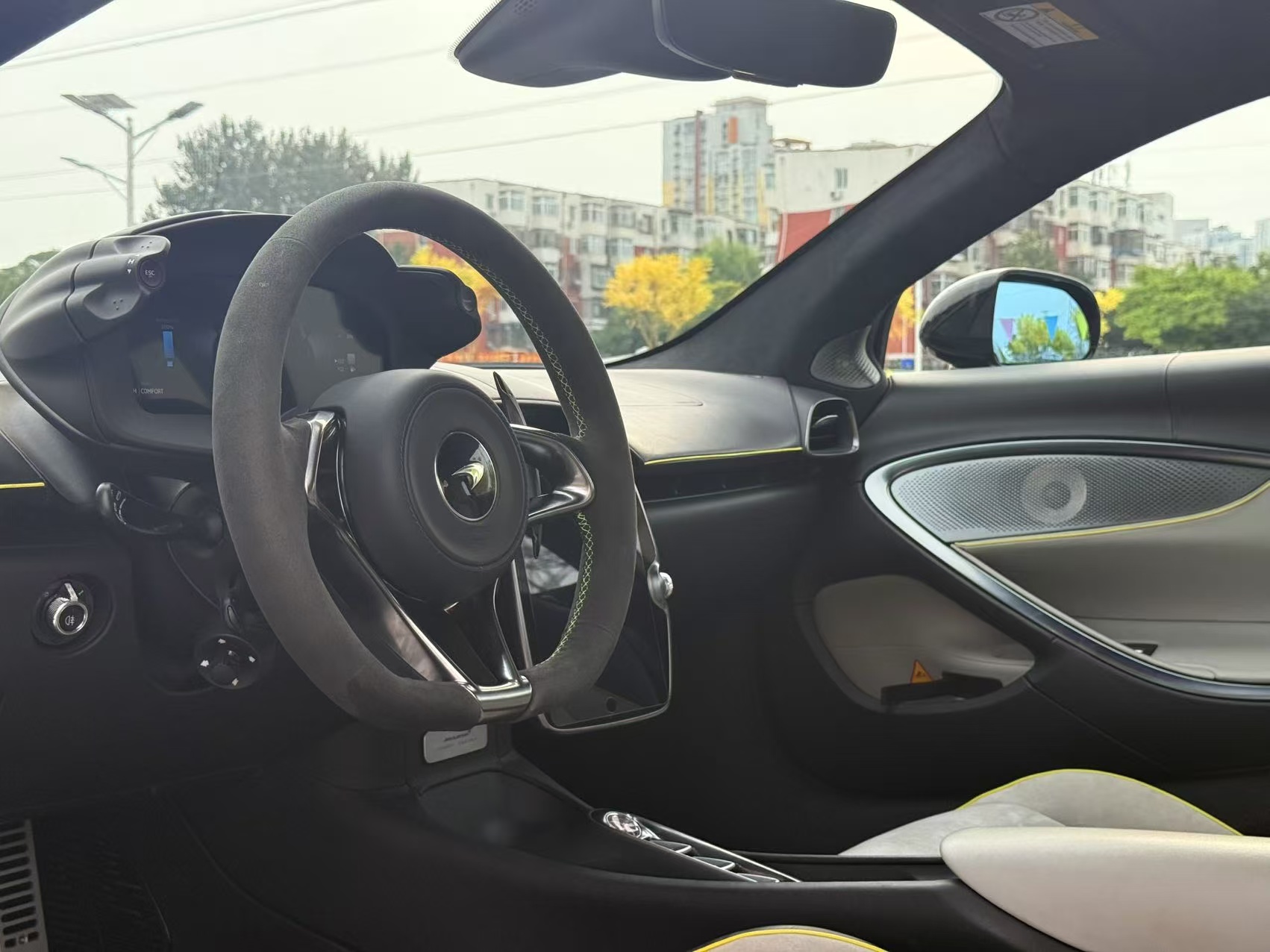 McLaren Artura 7