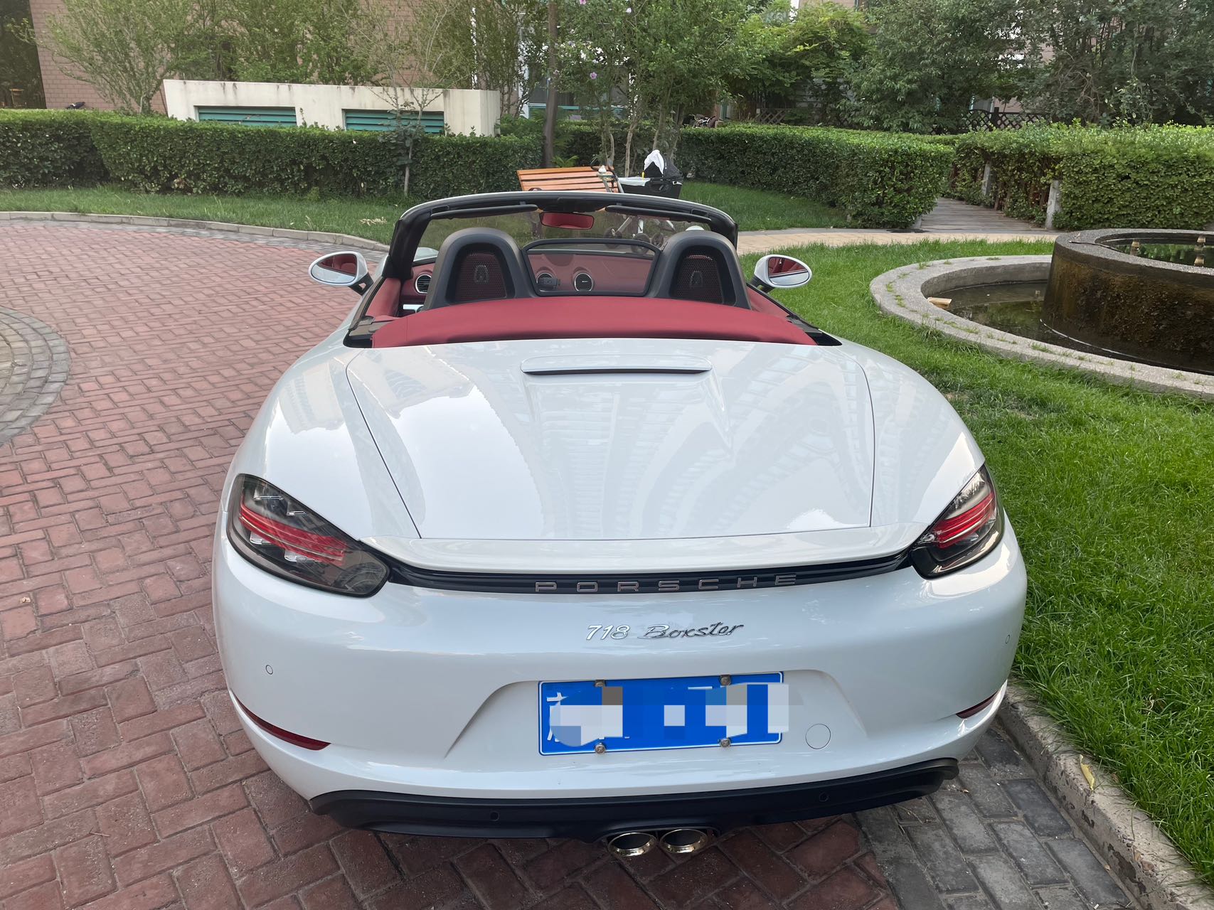 保时捷 718 Boxster 4
