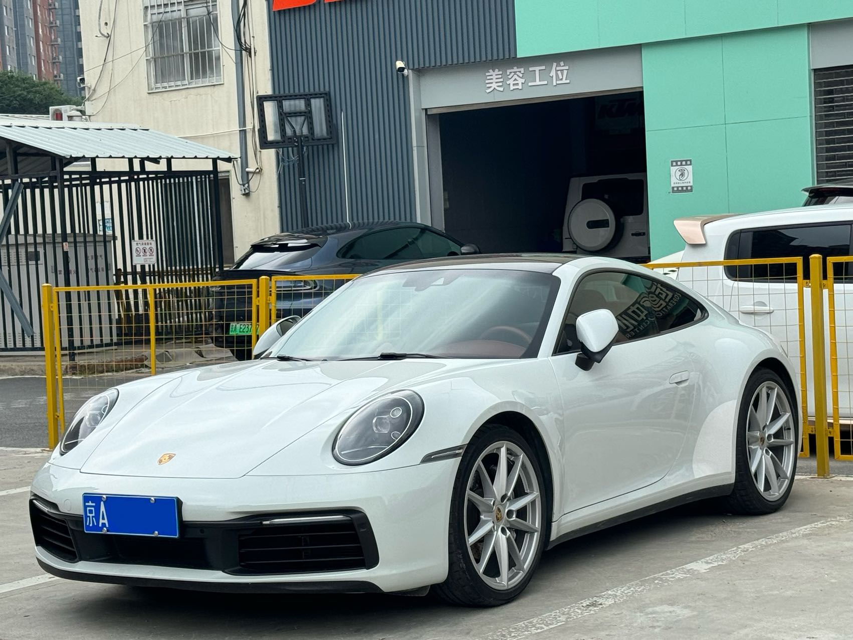 Porsche 911 Carrera (992.1), white 2