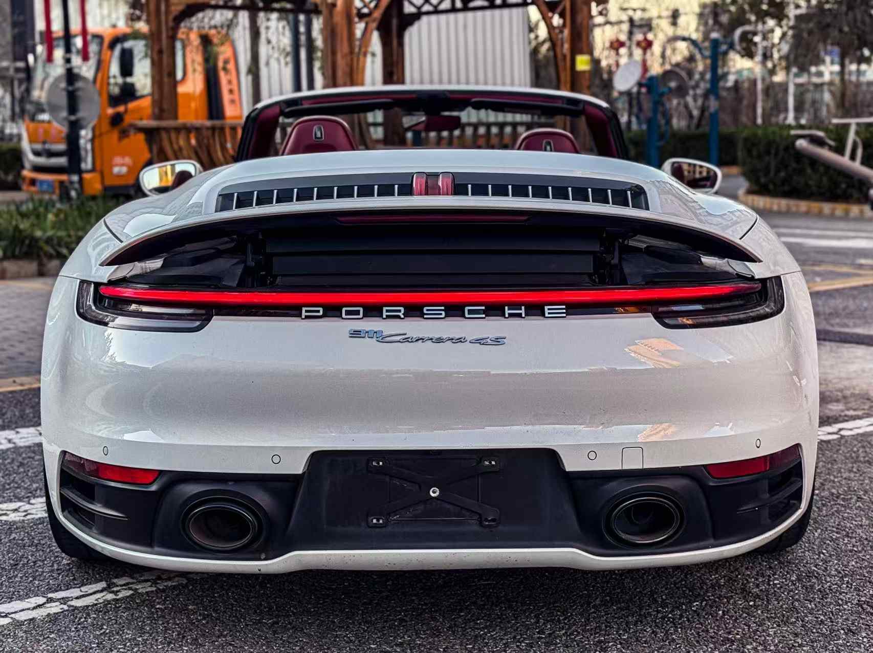 Porsche 911 Carrera Cabriolet (992.1) 6