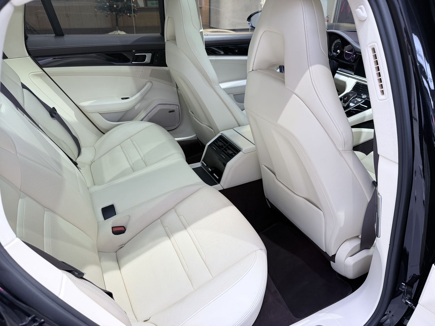 Porsche Panamera 4 Sport Turismo 7