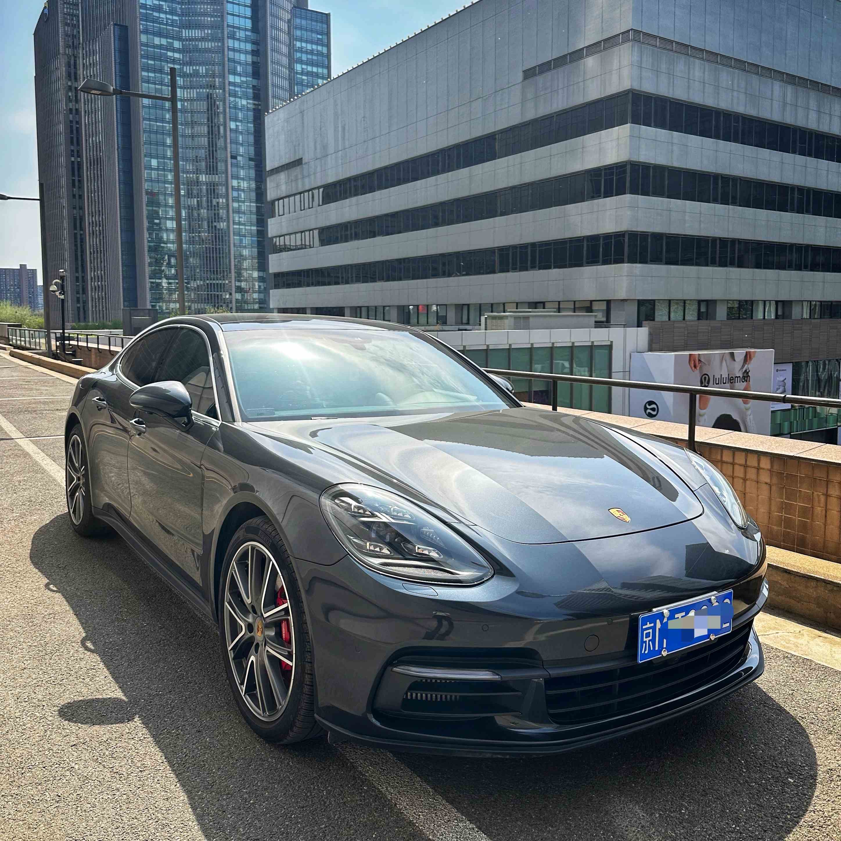 保时捷 Panamera 4S 2
