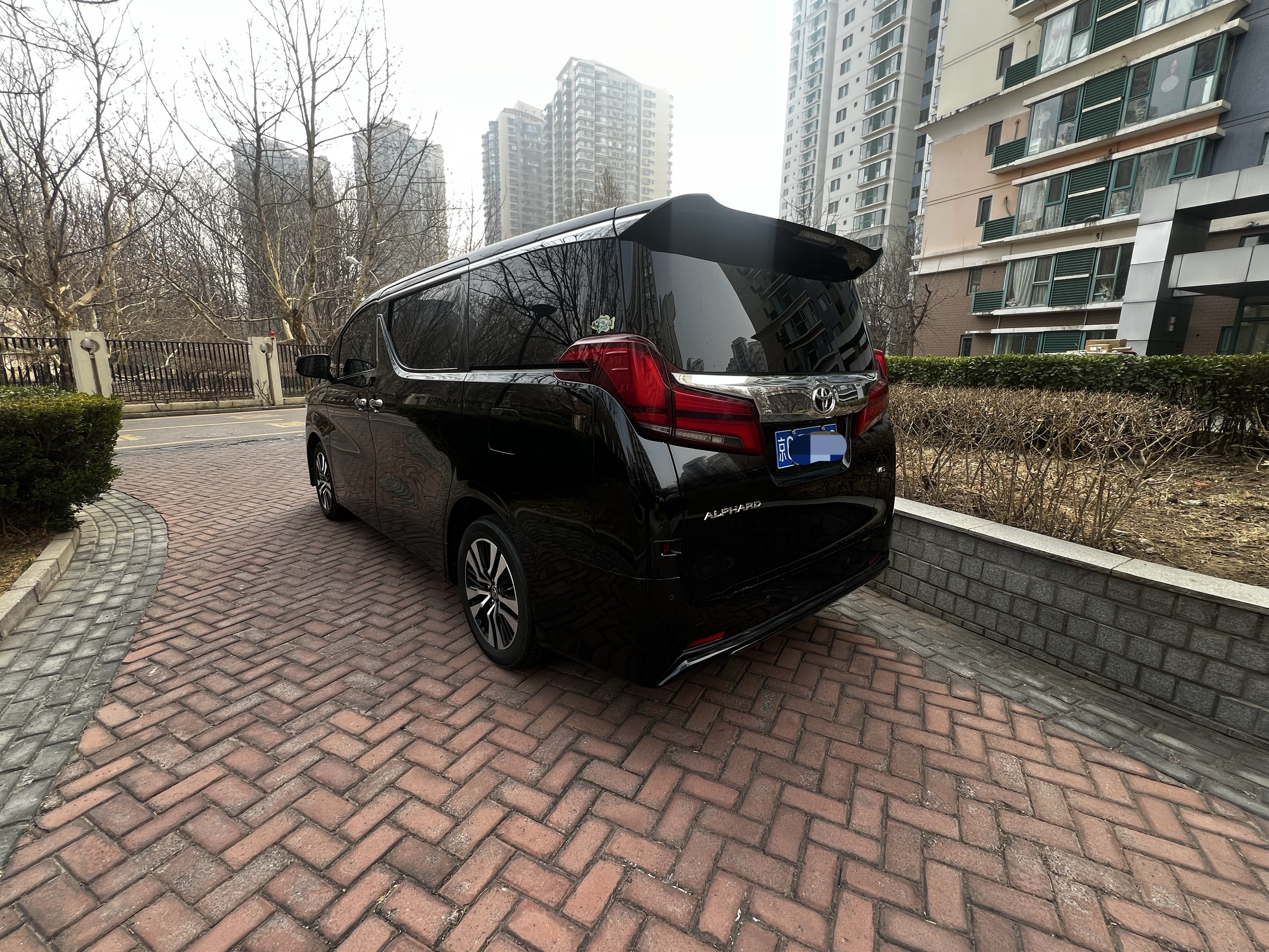 Toyota Alphard 3.5L 6