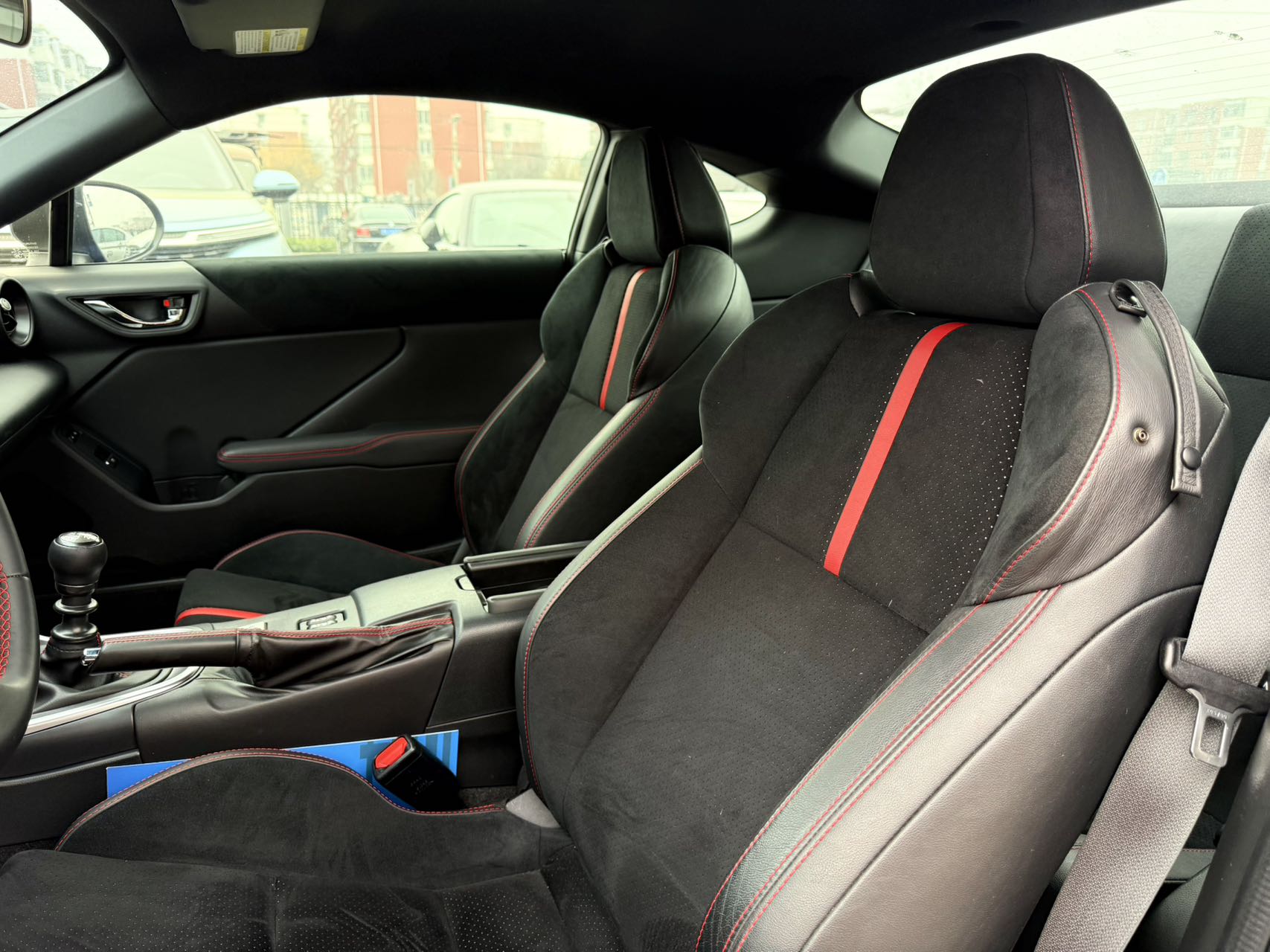 2024款 斯巴鲁 BRZ 手动挡 8